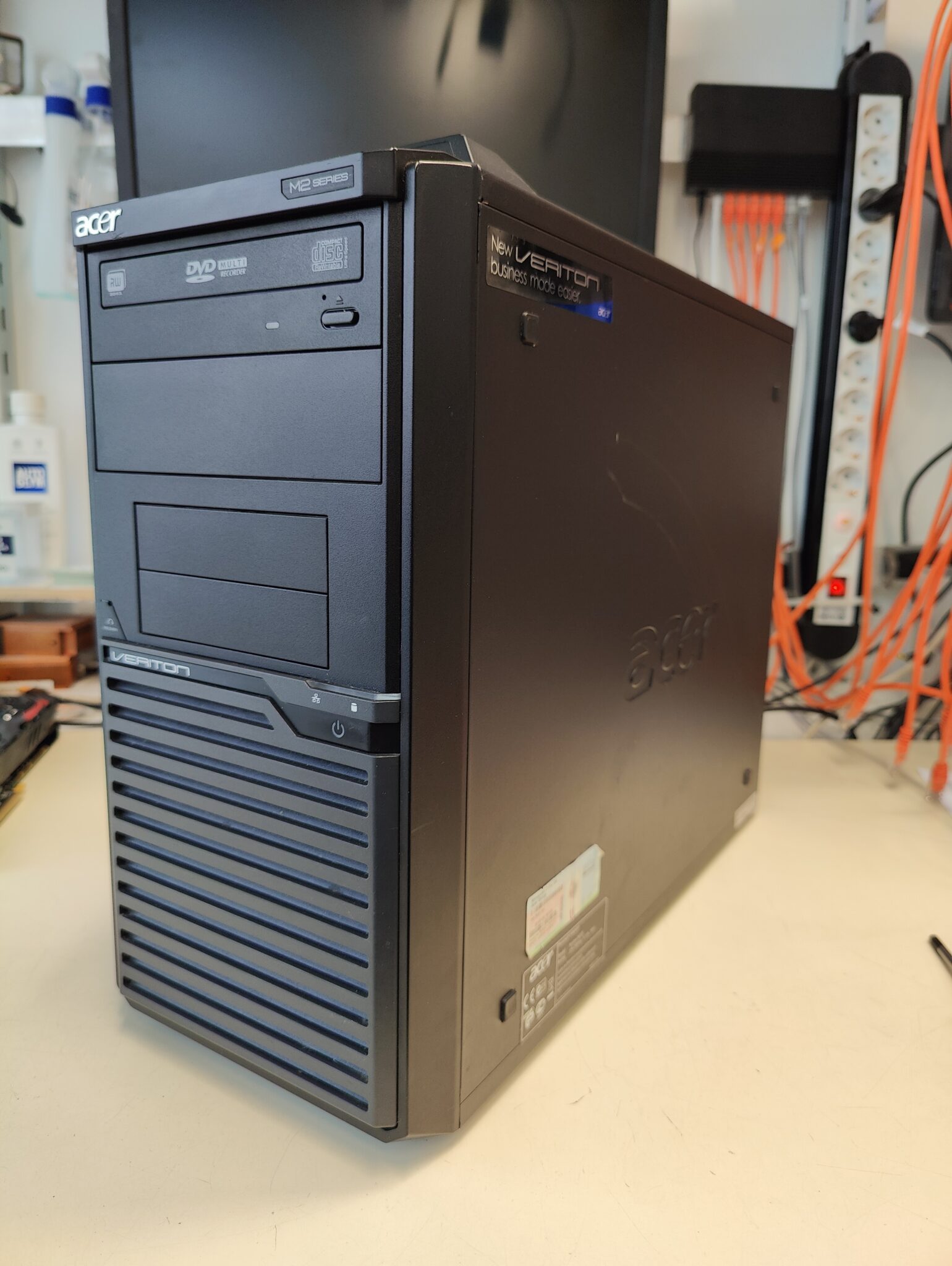 Acer M2 ATX-Kotelo – Käytetyt tietokoneet